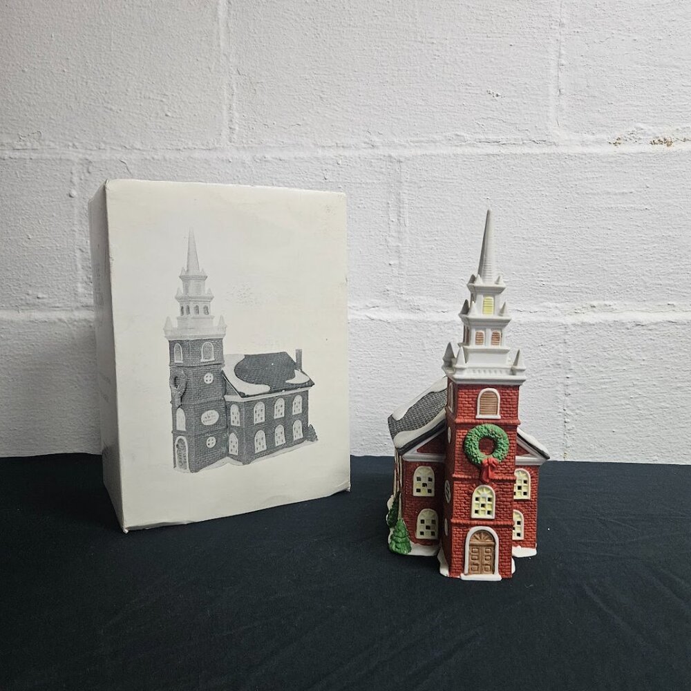 Department 56 New England Village - 56.59323 "Old North Church" 1988
